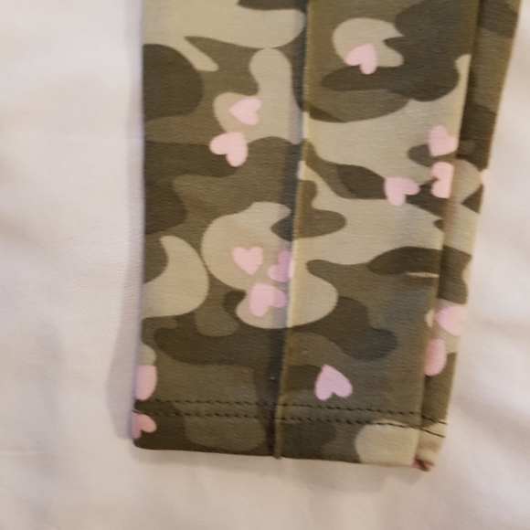 Garanimals girls 12 months pull on pants, 2 pairs new - Picture 3 of 5